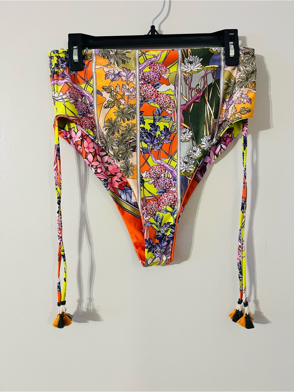 Sale Price- Firm-NWT Agua Bendita Etta Suki Floral Bikini Bottoms - Picture 4 of 6